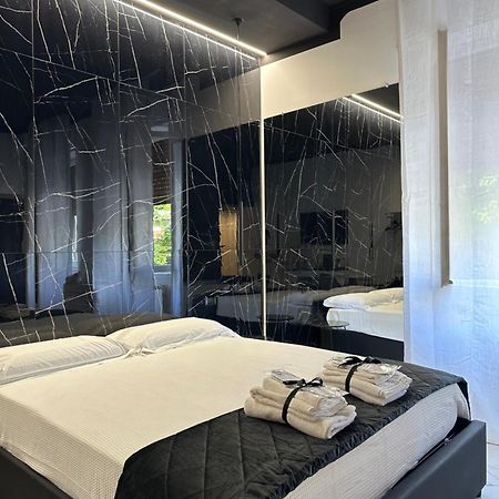 Milan Hub Private Spa Exteriör bild
